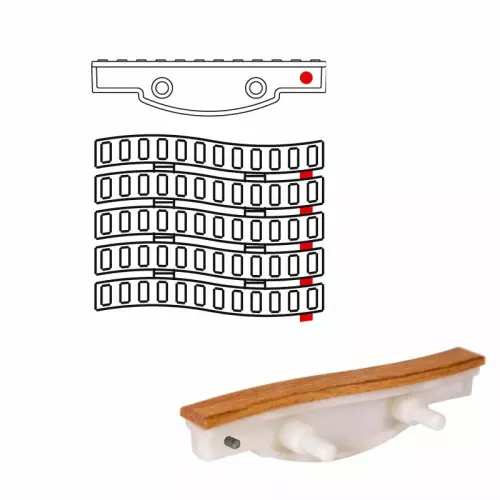 Griglia a sfioro in Ipe Lapacho Onda rinforzata con barra in acciaio inox per gli angoli piscina