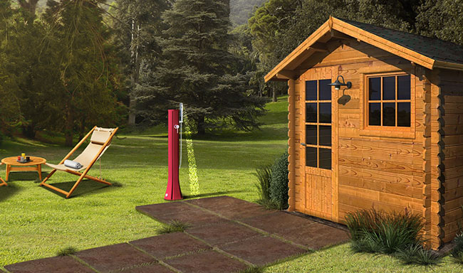 Doccia solare da esterno HAPPY GO 23 LITRI in polietilene, con doccetta mobile Doccia solare da esterno HAPPY GO 23 LITRI in polietilene, con doccetta mobile