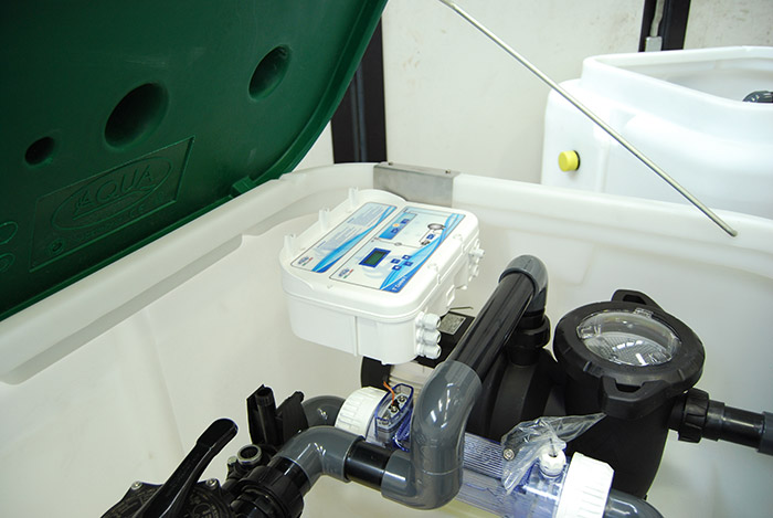 Locale tecnico EASY 2 SIDE con filtro AQUARIUS, AQUASALT e T-CONTROL