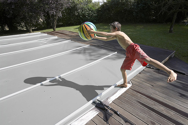 Copertura di Sicurezza a barre BWT P-580 per piscine in legno