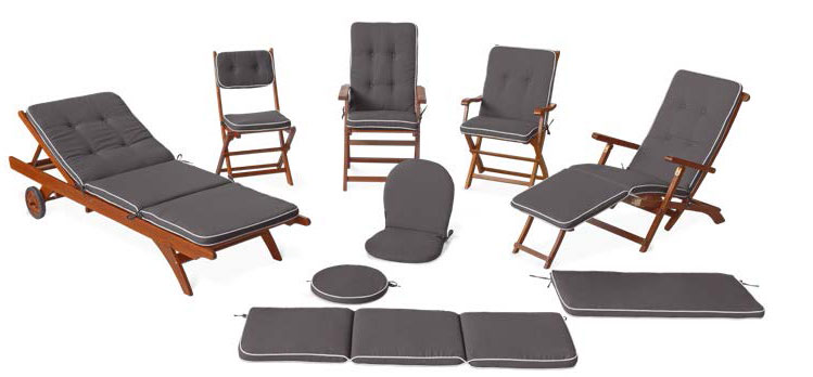 Cuscineria&Acirc;&nbsp;di colore&Acirc;&nbsp;grigio con bordino ecru