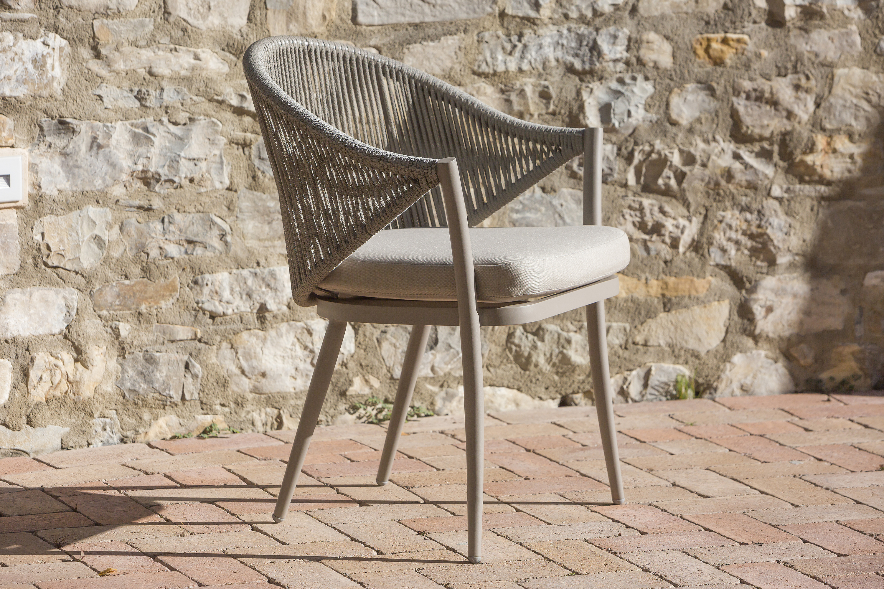 Poltrona MINOSSE by Regarden