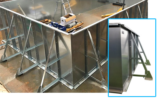 Piscina interrata in pannelli d'acciaio Magnelis Italika Steel, con scala recessa Piscina interrata in pannelli d'acciaio Magnelis Italika Steel, con scala recessa