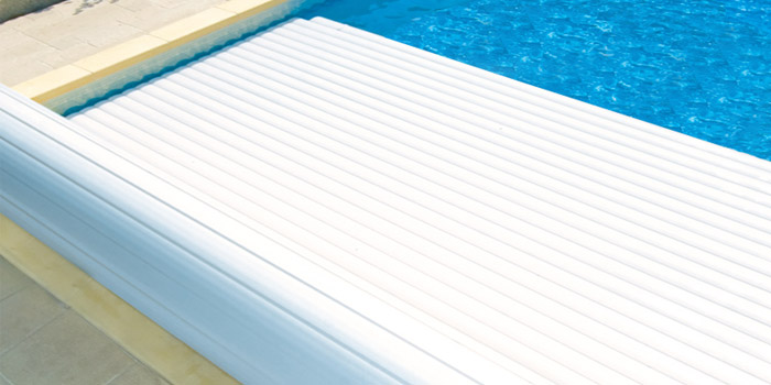 Copertura a tapparella di sicurezza Polartex&Acirc;&reg; per piscine rettangolari