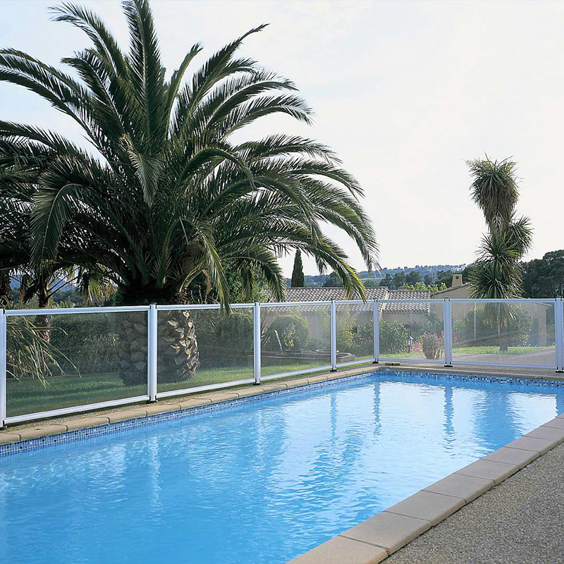 recinzione_sicurezza_vetro_piscina_crystal_shield_galleria_1.webp